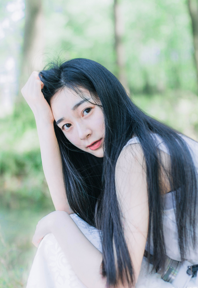 潮水涨起时你只看到人人都在高处，潮退时，你才知道谁在裸泳。——韩寒《所有人问所有人》